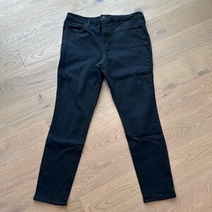 Universal Thread High Rise Skinny Jeans